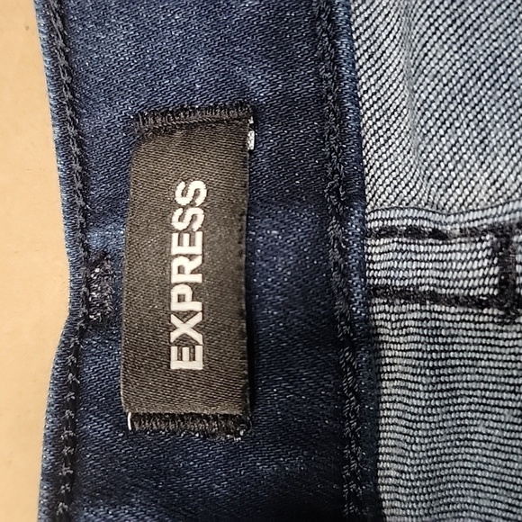 Express, Curvy Skinny, Size 2R, High-Waisted Jeans, Dark Wash, EUC - Picture 7 of 12